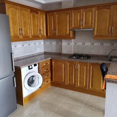 Apartament 1 Bedroom דירה Buzanada